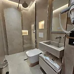 Merit Garden Hotel *