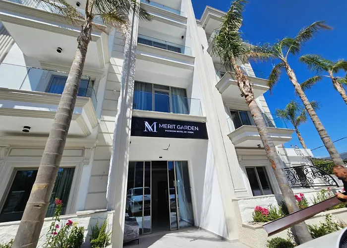 Merit Garden Hotel *