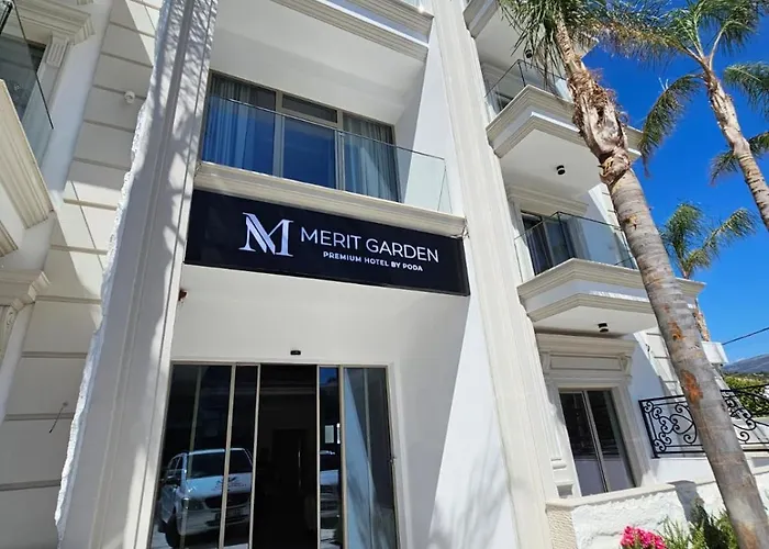 Merit Garden Hotel *