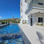 Hotell Merit Garden *